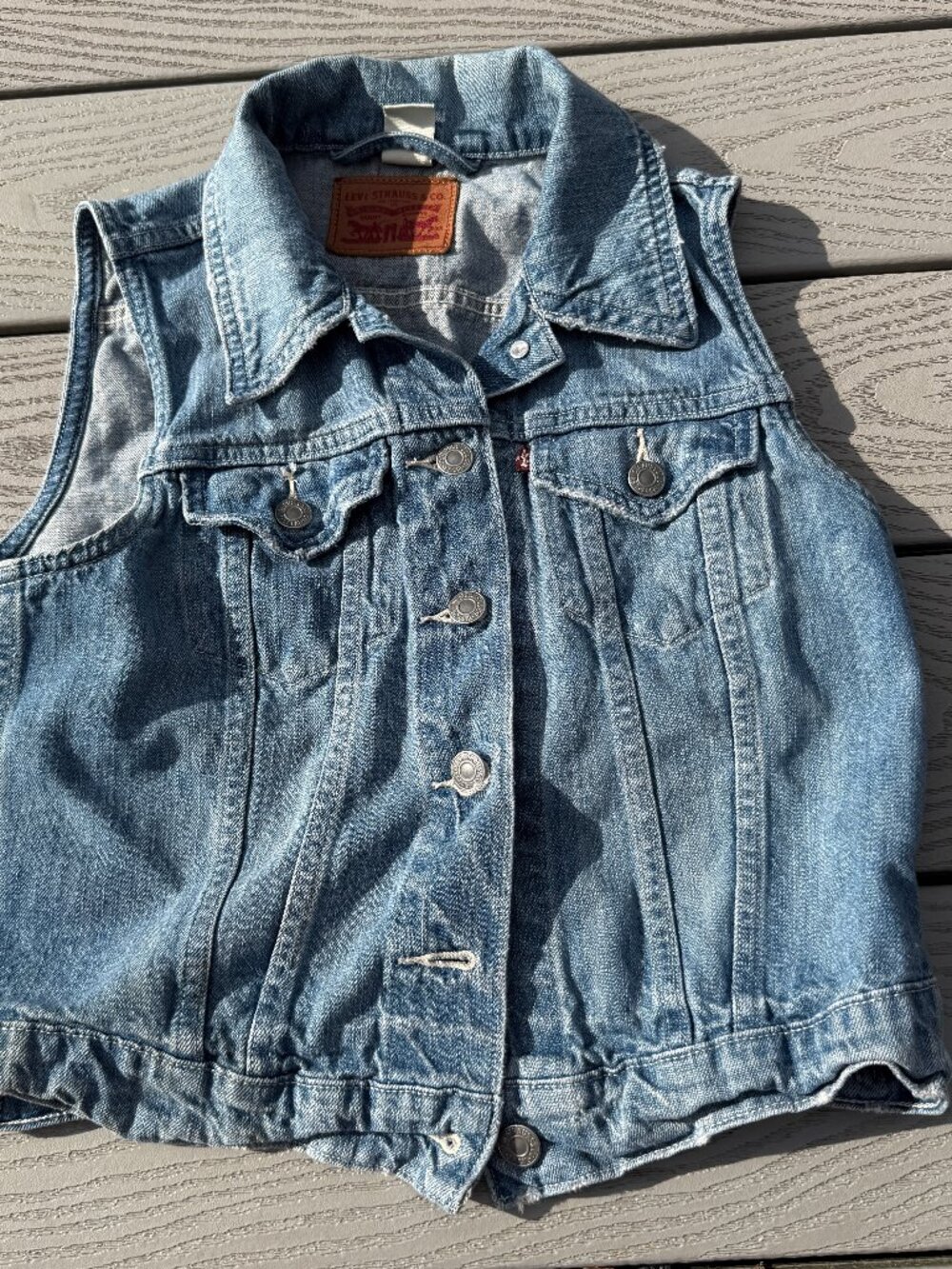 LEVI'S DENIM VEST WOMENS SM SLEEVELESS JEAN VEST COUNTRY CONCERT JACKET WESTERN